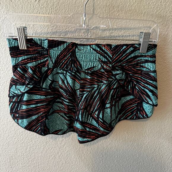 Lululemon Surf Short II Palm Lace Tofino Teal Grapefruit / Black Size 4 - Picture 3 of 4
